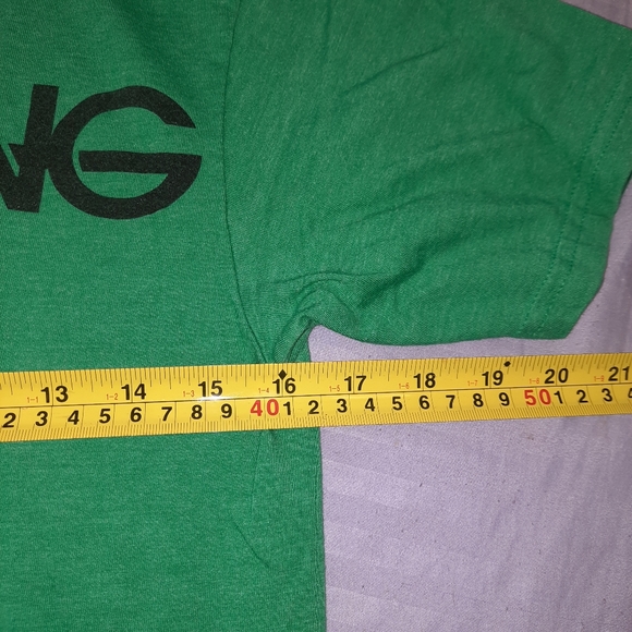 Billabong Tshirt (small) - Picture 3 of 4